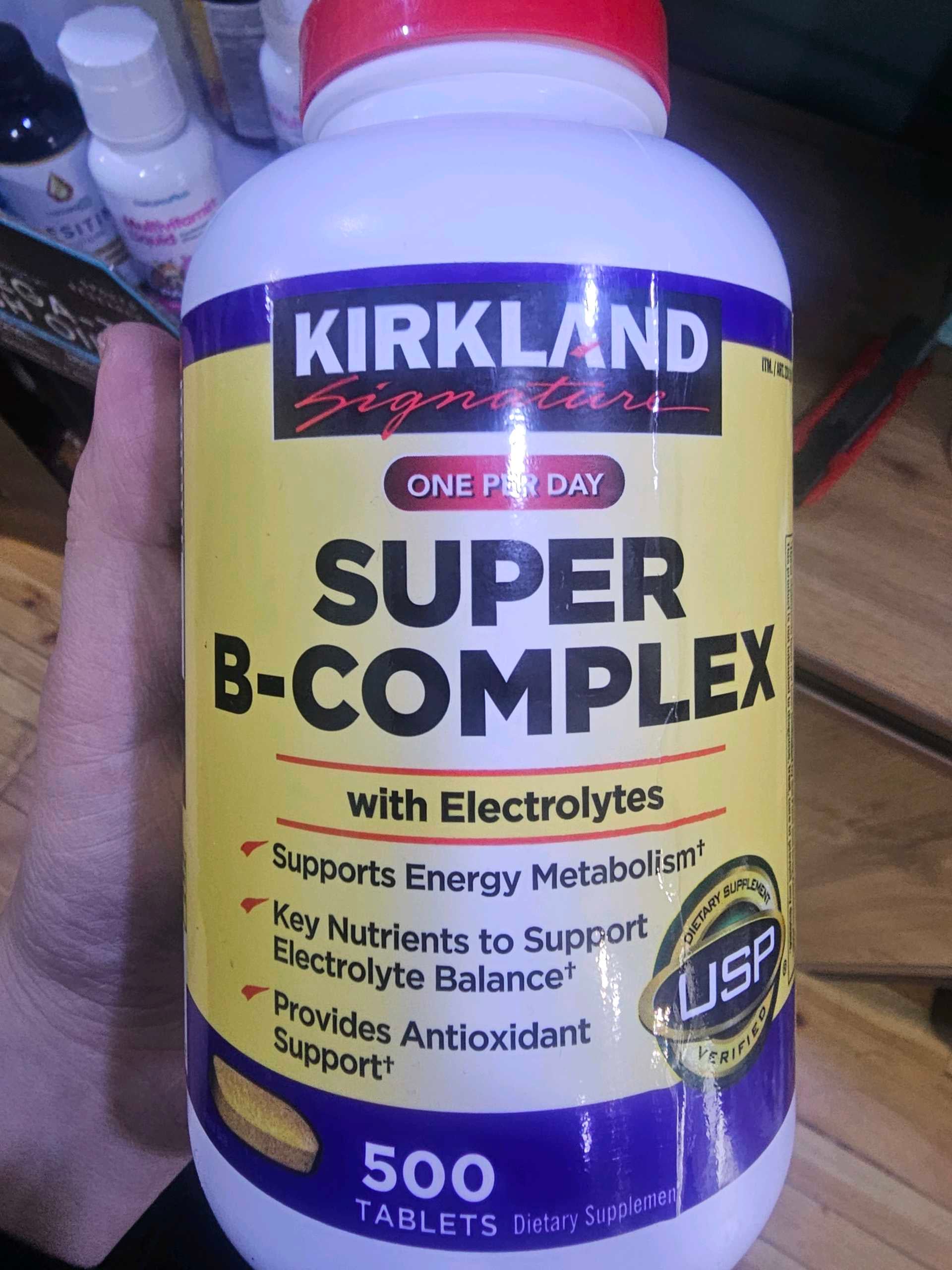 Kirkland B kompleks